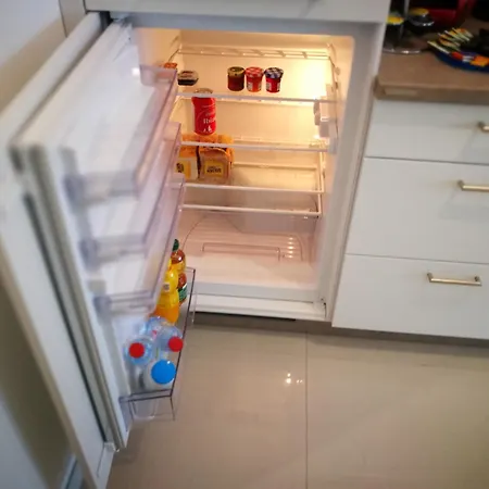 Mandarina Luxembourg ストラッサン