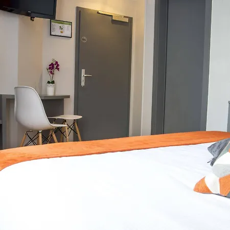 ホテル Mandarina Luxembourg 3*