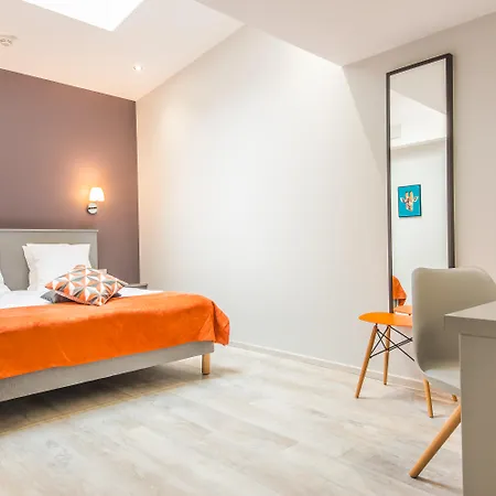 Mandarina Luxembourg Hotel 3*
