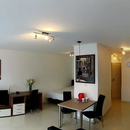 Mandarina Luxembourg Hotel 3*