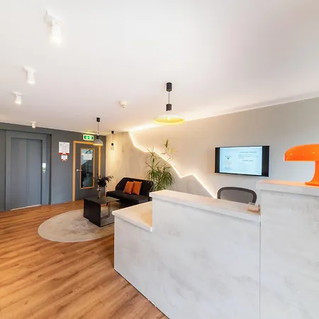 Mandarina Luxembourg Hotel 3*